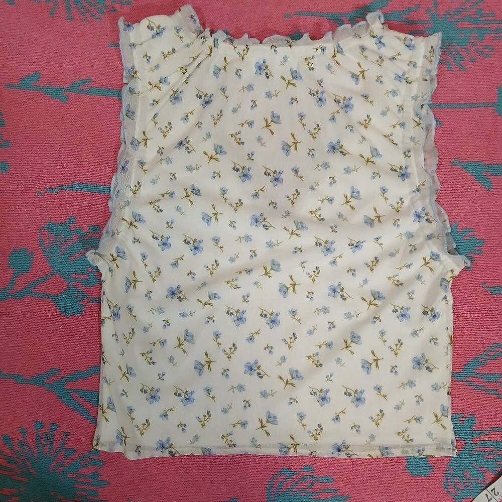 Isalis Womens Medium Boxy Cropped Shabby Chic Dainty Top Fairy Coquette Tulle — image 4 of 8